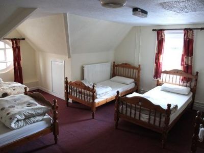 Hostal Kinlay House *
